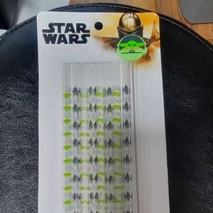 Reusable baby Yoda straws